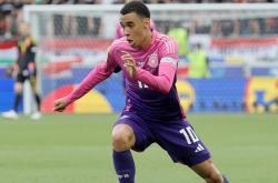 英雄联盟总决赛-匈牙利队在主场取得关键胜利，晋级欧锦赛