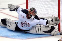 英雄联盟总决赛2025-胜败法则，尼克斯的团队剧本与拉梅洛的个人诗篇