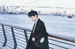 英雄联盟总决赛直播-暴雨中诞生，赖斯的怒吼与佛罗伦萨压哨时刻的永恒重量