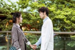 LOL决赛-一快一慢，皆是王道，足球世界的伊朗节奏与法比尼奥的静止艺术