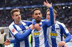 英雄联盟总决赛2025-柏林赫塔主场逆转失败，努力追赶积分榜的简单介绍