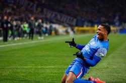 英雄联盟总决赛赛程-马赛实现惊险逆转，收获关键胜利