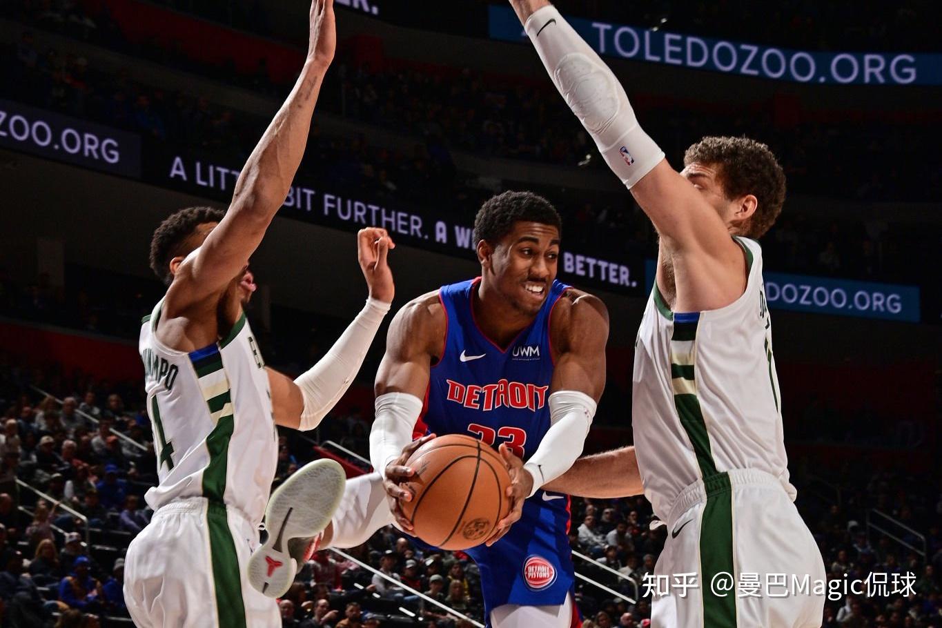 包含东部对决：密尔沃基雄鹿力压底特律活塞的词条