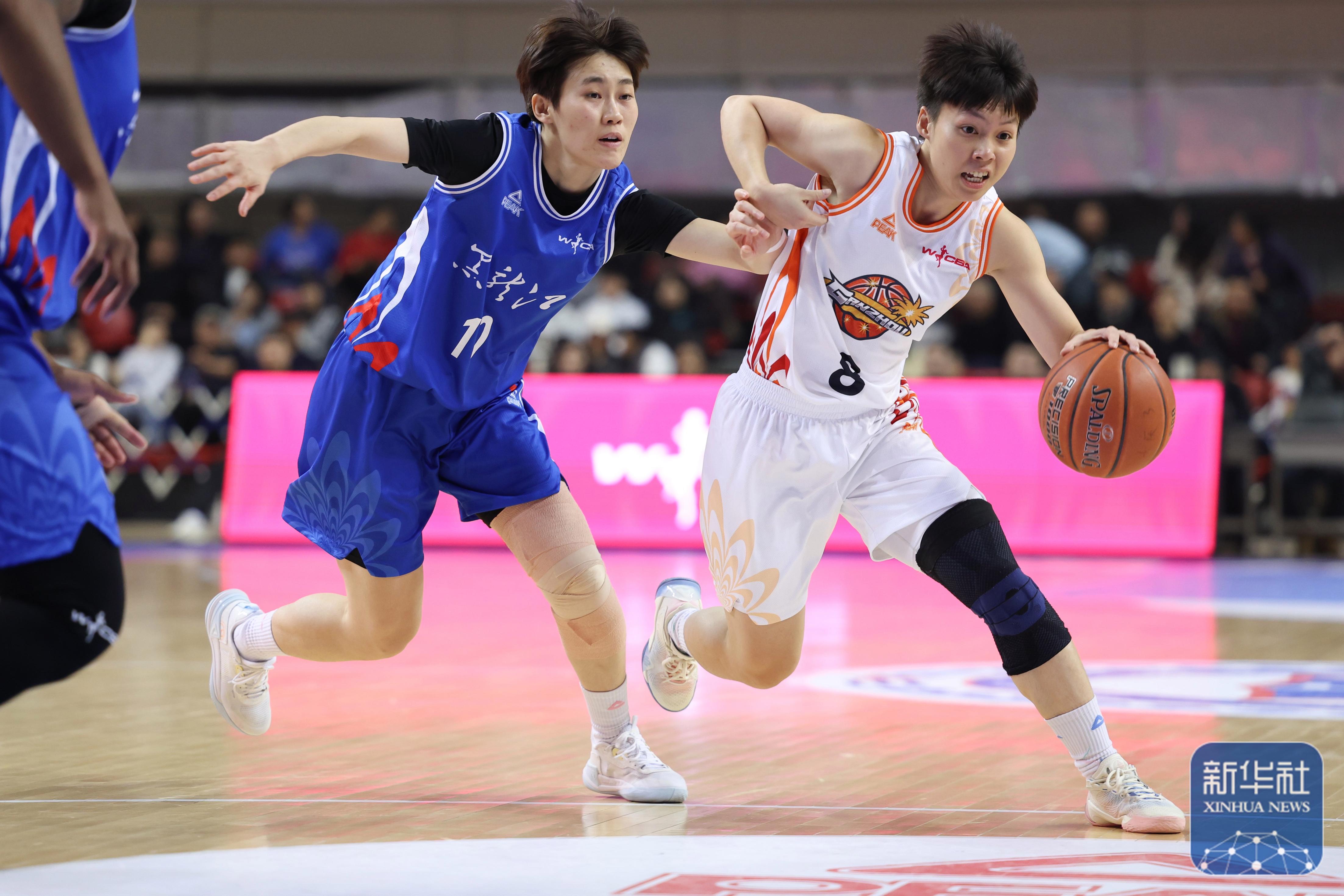 篮球职业赛场上的精彩对决即将开始 篮球职业赛场上的精彩对决即将开始