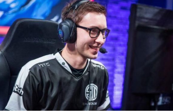 S赛球员突破自我，表现堪称完美的简单介绍