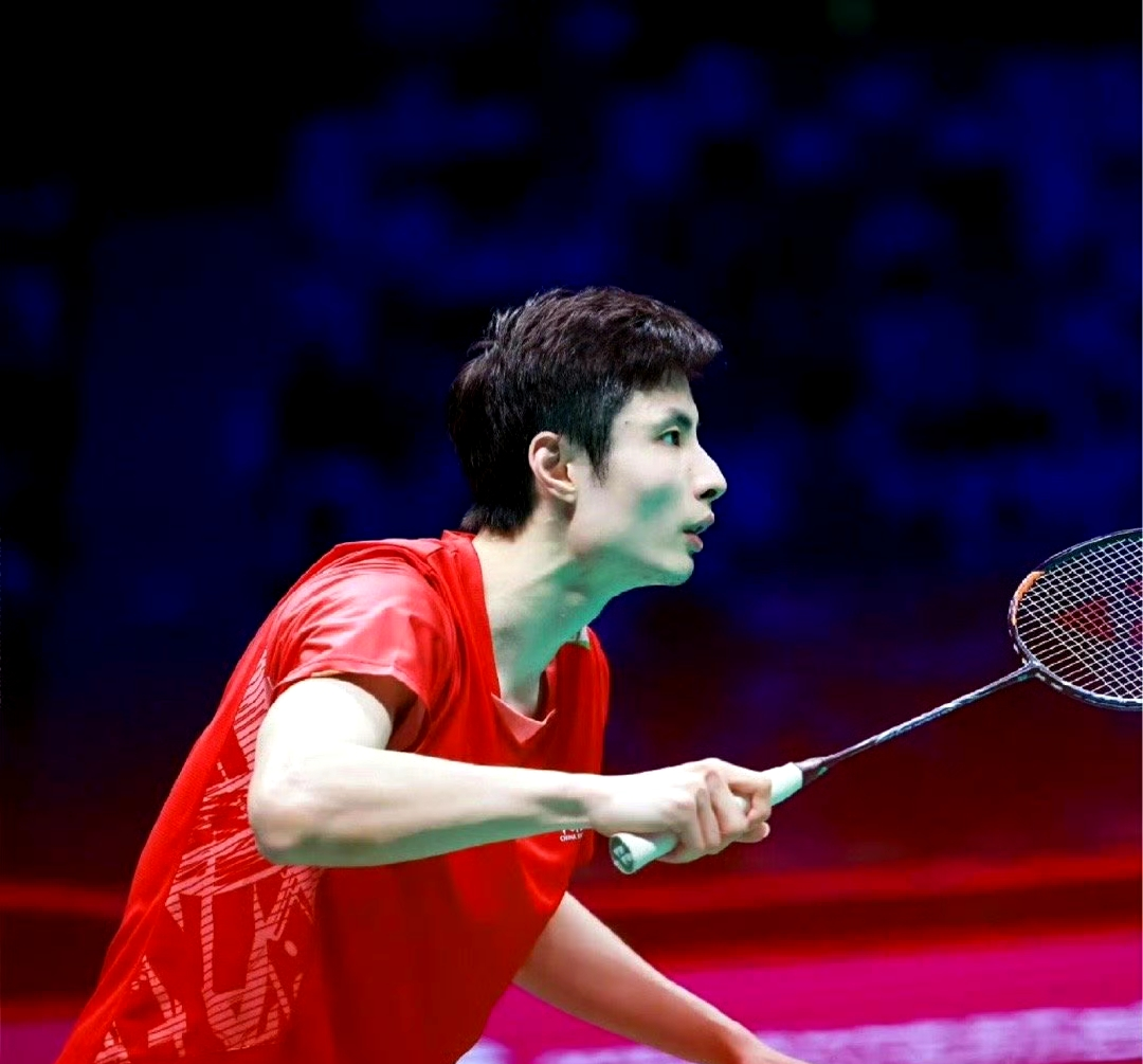 法国队横扫印度队,石宇奇统治全场 法国队横扫印度队,石宇奇统治全场