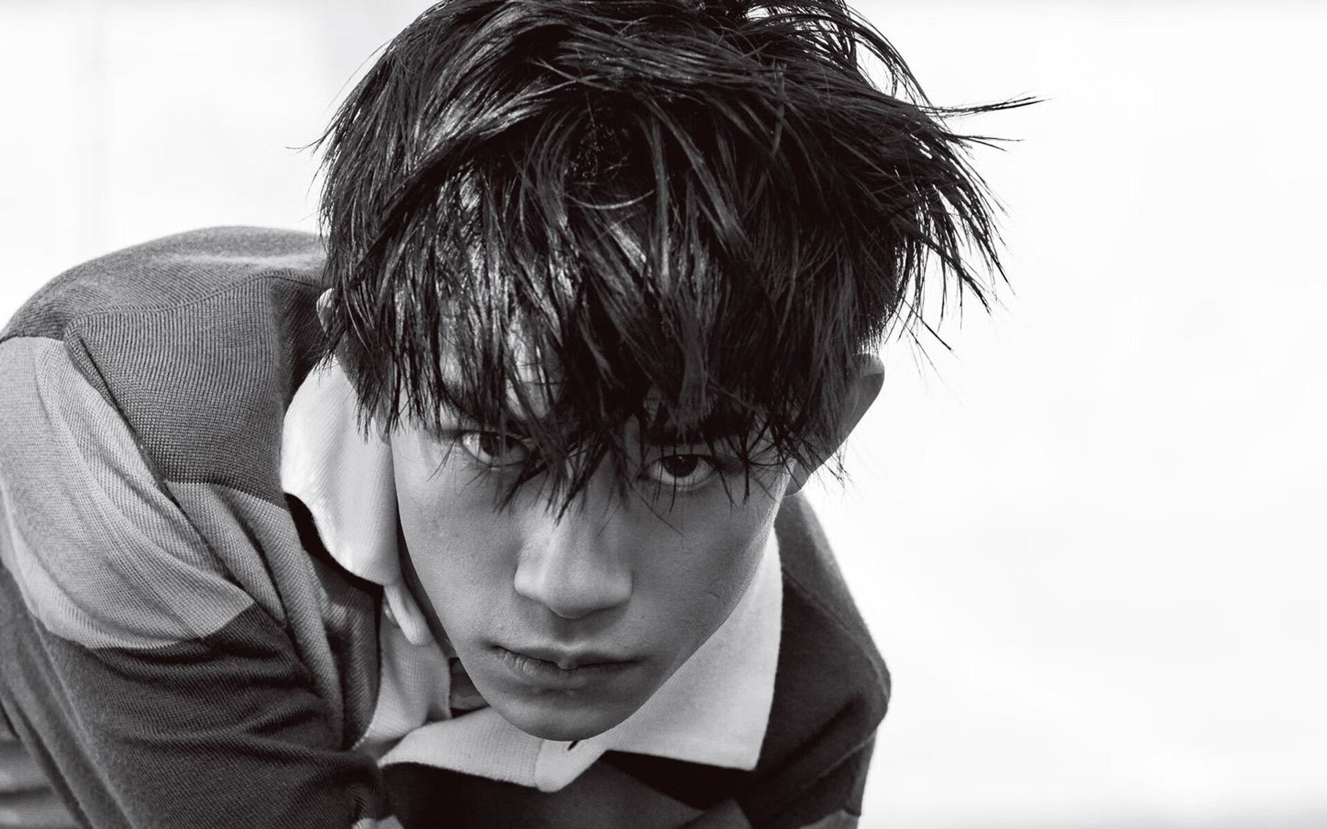 当烈火遭遇风暴，莱万火力全开，却难阻日本风暴席卷威斯特法伦