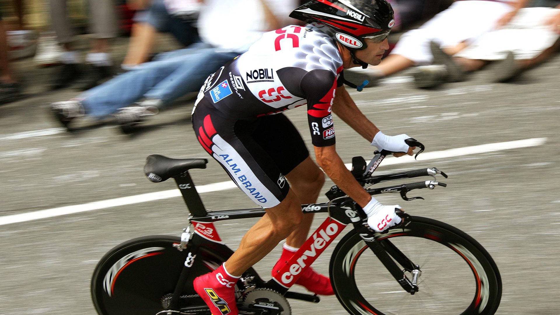 赛道终章,当勇士越过活塞,浓眉于弯道接管比赛