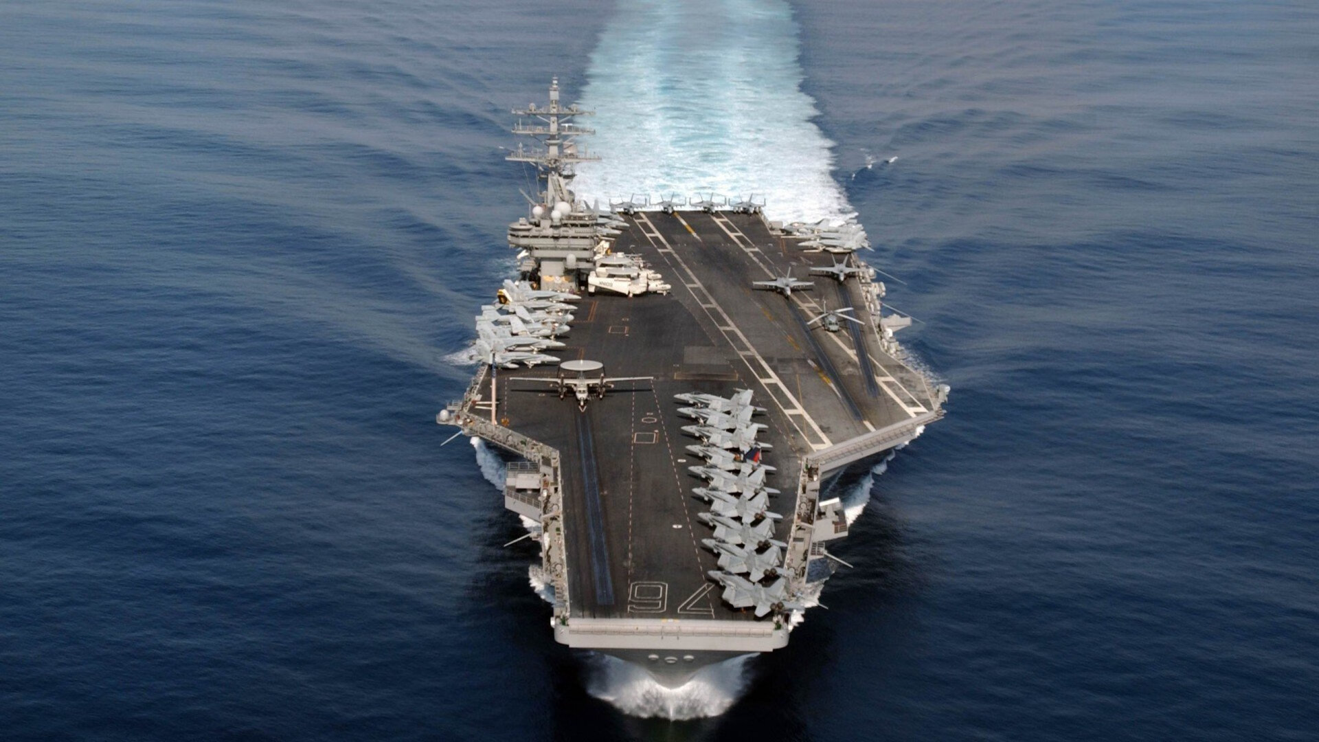 评分拉满的个体,逆转波兰的团队,足球天平的两端