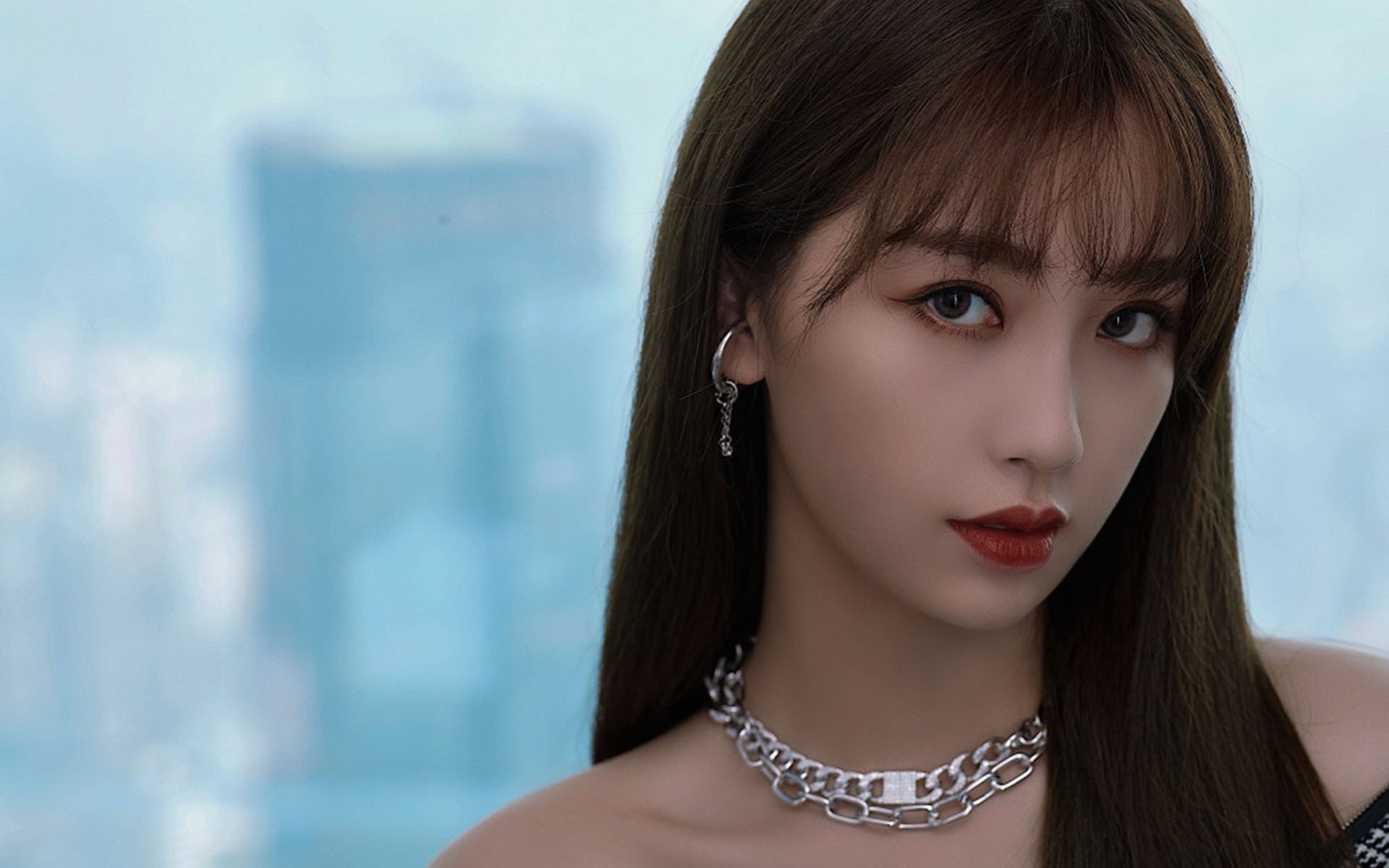 西甲国家德比之夜，巴斯托尼存在感拉满，一位非典型主角如何定义经典对决